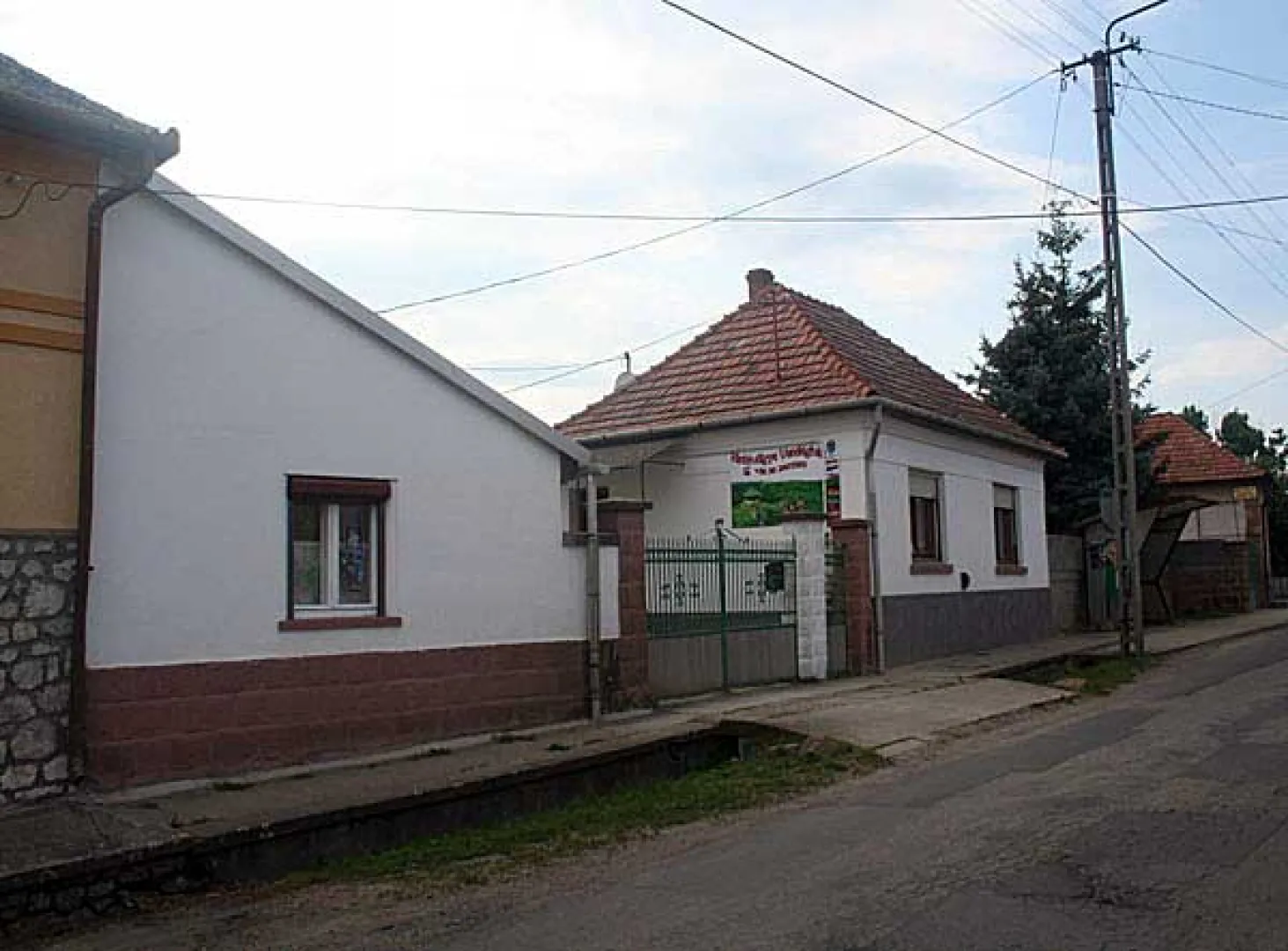 Hintóvölgye Vendégház