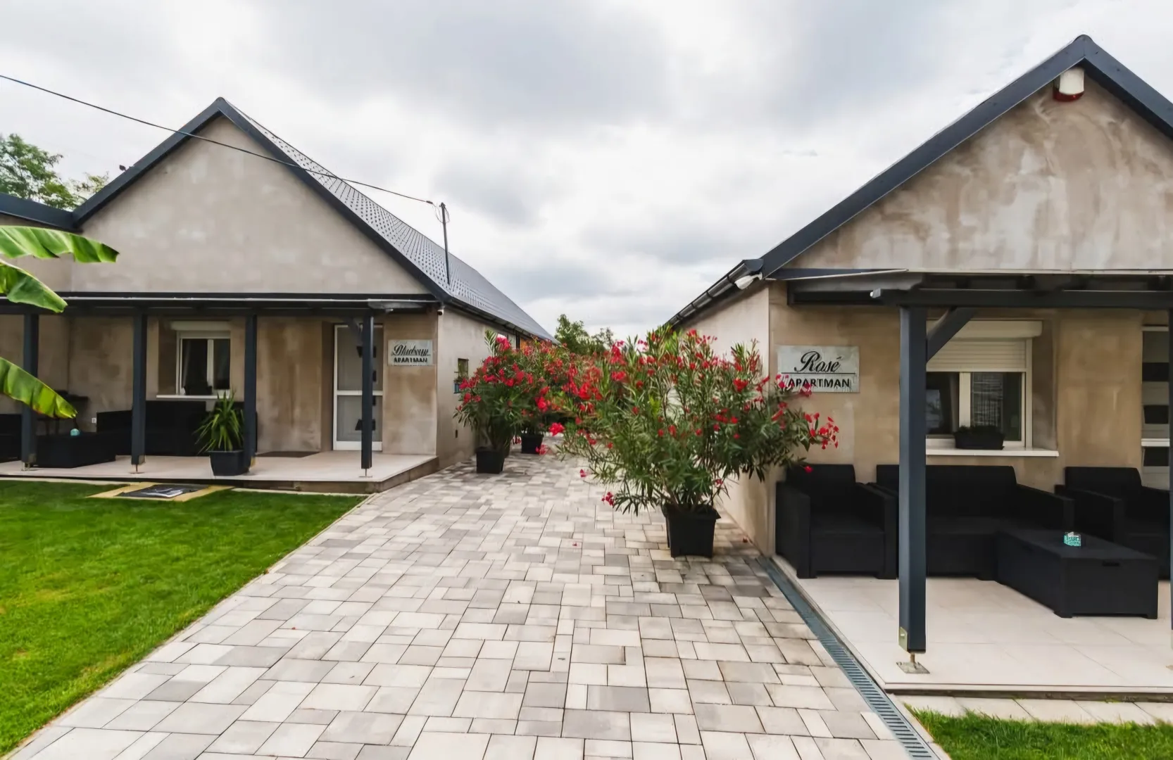 Sunny Garden Apartman